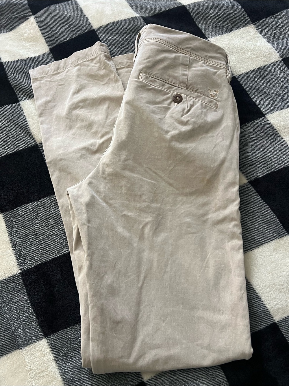American Eagle Men’s Light Khaki Extreme Flex Chino Pants 28x34